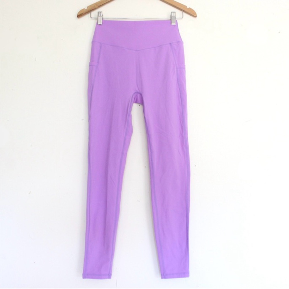 BuffBunny Collection Rosa Pocket Leggings - Picture 2 of 6